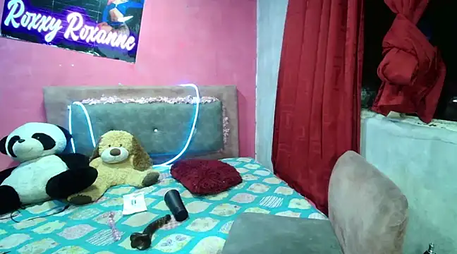 roxy roxxan online show from 13, 1, 2025