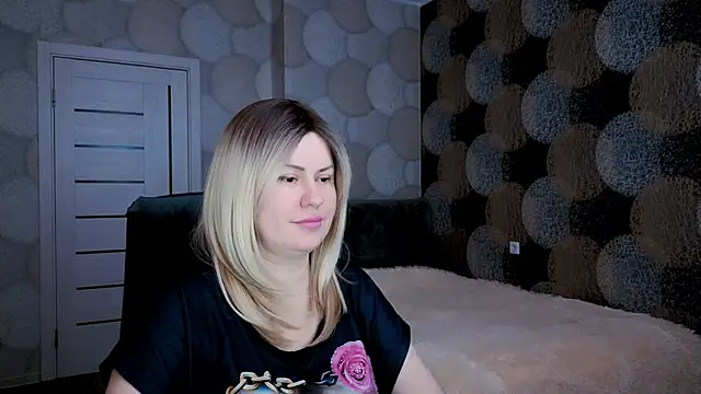 Snapshot of natusik chatting on 18, 2, 2025 natusik online show from 18, 2, 2025