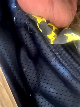 Snapshot of gboy171 chatting on 22, 9, 2025 gboy171 online show from 22, 9, 2025