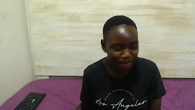 Snapshot of KINKYBLACKDOLL chatting on 16, 12, 2024 KINKYBLACKDOLL online show from 16, 12, 2024