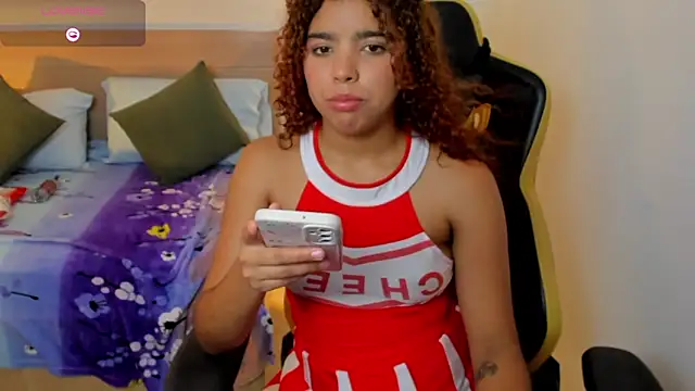 aurora rodriguez online show from 27, 2, 2025