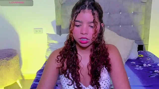 aurora rodriguez online show from 16, 3, 2025