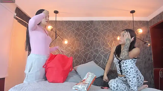 leigh-angels online show from 15, 11, 2025