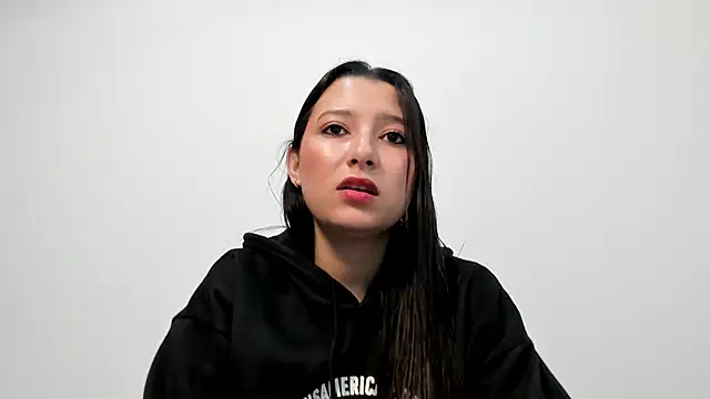 cami-01 online show from 24, 11, 2025