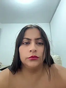 Snapshot of Sol_biglips chatting on 4, 5, 2026 Sol biglips online show from 4, 5, 2026
