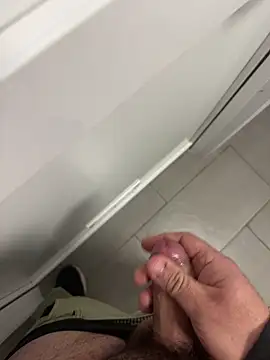 Snapshot of _themask_ chatting on 3, 2, 2025  themask  online show from 3, 2, 2025