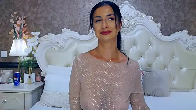 OliveWilson online show from 9, 9, 2025