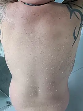 Snapshot of beardedbeasty86 chatting on 9, 11, 2025 beardedbeasty86 online show from 9, 11, 2025