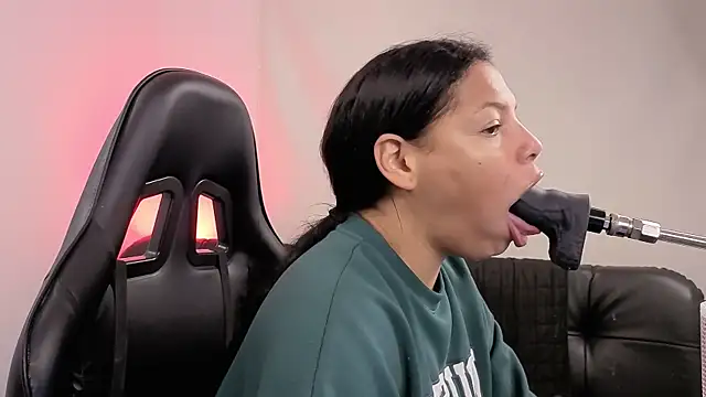 Snapshot of Anabel693 chatting on 19, 12, 2025 Anabel693 online show from 19, 12, 2025