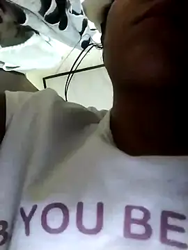 Snapshot of Valeer_abby chatting on 1, 1, 2025 Valeer abby online show from 1, 1, 2025