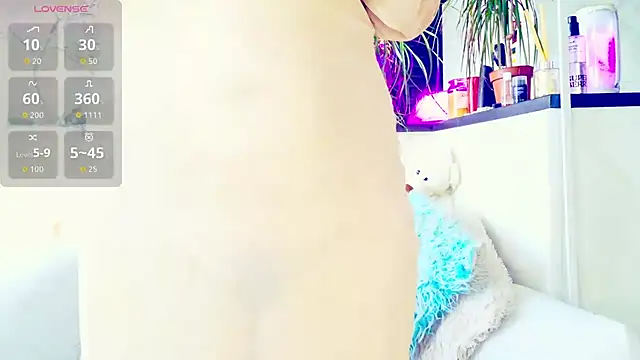  JuliaSpace  online show from 15, 11, 2025