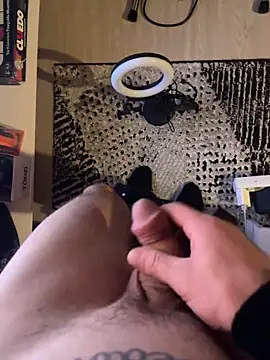 Antonio Vatooo online show from 1, 1, 2025