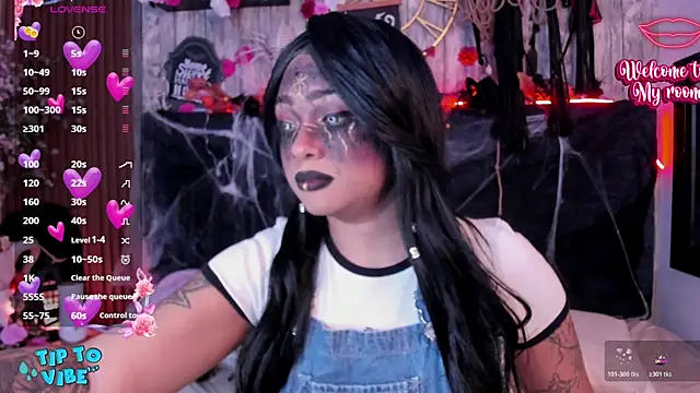 Neko Misaki online show from 31, 10, 2025