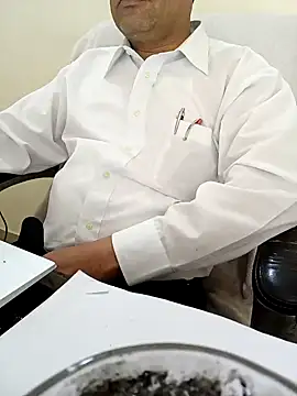 Hot-man39 online show from 4, 2, 2025