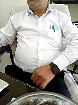 Hot-man39 online show from 7, 3, 2025