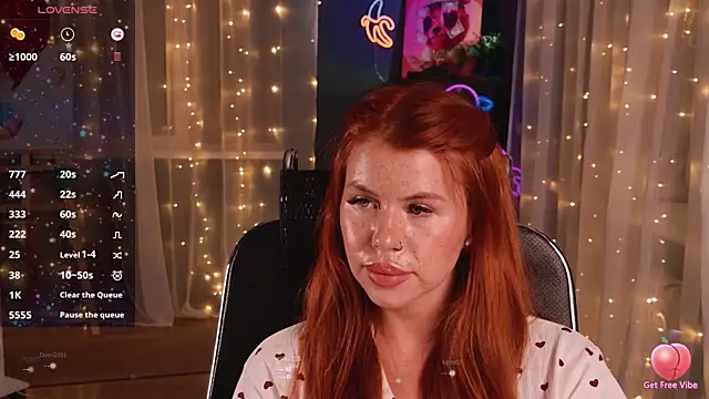 KristinaMoon online show from 7, 2, 2025