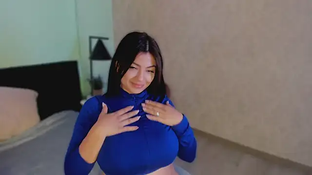 EvaaStevens online show from 18, 11, 2025