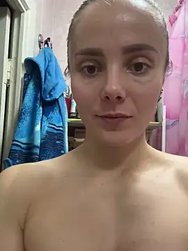 Snapshot of AlisaKissss chatting on 7, 1, 2025 AlisaKissss online show from 7, 1, 2025