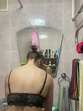 Snapshot of AlisaKissss chatting on 21, 1, 2025 AlisaKissss online show from 21, 1, 2025