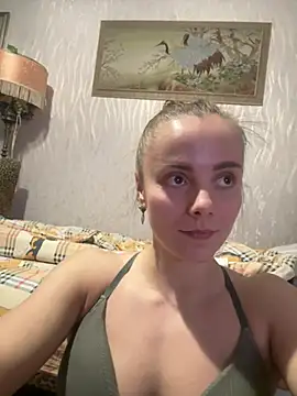 Snapshot of AlisaKissss chatting on 7, 2, 2025 AlisaKissss online show from 7, 2, 2025