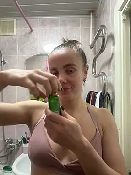 Snapshot of AlisaKissss chatting on 25, 2, 2025 AlisaKissss online show from 25, 2, 2025