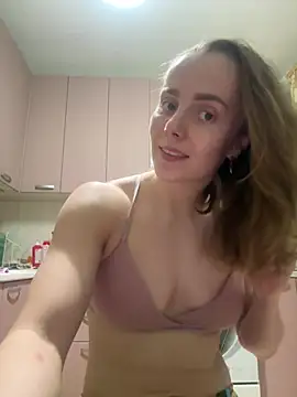 Snapshot of AlisaKissss chatting on 10, 3, 2025 AlisaKissss online show from 10, 3, 2025