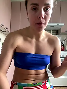 Snapshot of AlisaKissss chatting on 11, 9, 2025 AlisaKissss online show from 11, 9, 2025