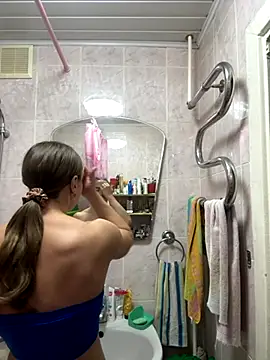 Snapshot of AlisaKissss chatting on 16, 9, 2025 AlisaKissss online show from 16, 9, 2025