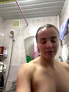 Snapshot of AlisaKissss chatting on 22, 9, 2025 AlisaKissss online show from 22, 9, 2025