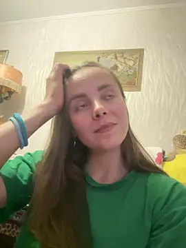 Snapshot of AlisaKissss chatting on 4, 10, 2025 AlisaKissss online show from 4, 10, 2025