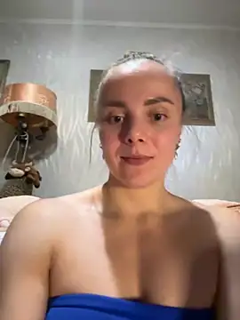 Snapshot of AlisaKissss chatting on 16, 10, 2025 AlisaKissss online show from 16, 10, 2025