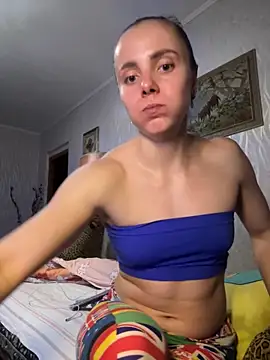 Snapshot of AlisaKissss chatting on 28, 10, 2025 AlisaKissss online show from 28, 10, 2025