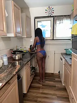 Snapshot of Shantel-Olivia chatting on 15, 6, 2026 Shantel-Olivia online show from 15, 6, 2026