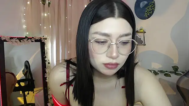 mily thomson b  online show from 16, 11, 2025