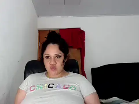 Snapshot of melissa4855 chatting on 13, 1, 2025 melissa4855 online show from 13, 1, 2025