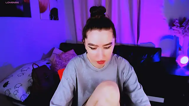 Lily xBabe online show from 11, 9, 2025