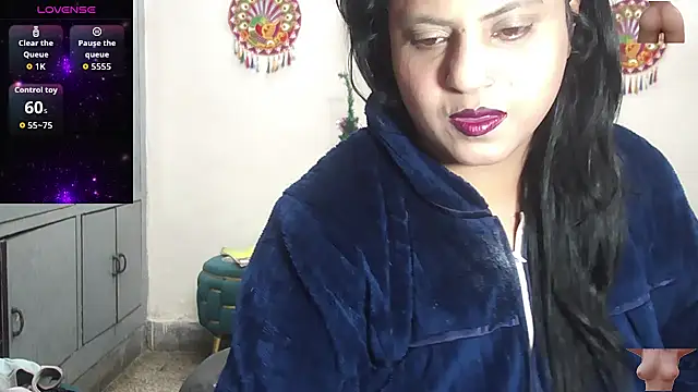 Snapshot of Sexy_komolika chatting on 6, 2, 2026 Sexy komolika online show from 6, 2, 2026