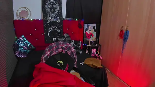 lilith z online show from 19, 4, 2026