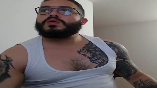 alexandergranda71 online show from 5, 1, 2025