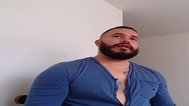 alexandergranda71 online show from 31, 1, 2025