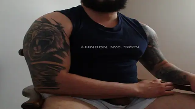 alexandergranda71 online show from 5, 3, 2025