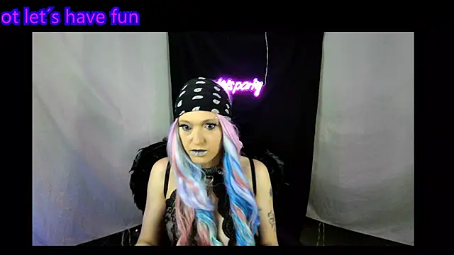 Harleyhot13061 online show from 30, 10, 2025