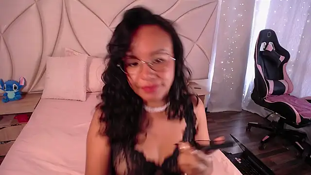 ValleryC online show from 6, 10, 2025