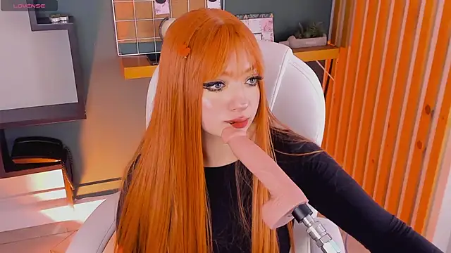 Kloe Raize online show from 19, 2, 2025