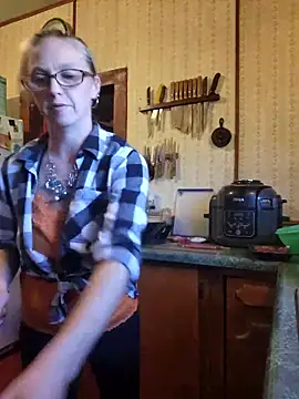 Beckabliss online show from 8, 10, 2025