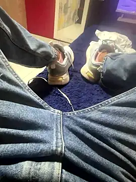 Snapshot of zpmiguel chatting on 13, 1, 2026 zpmiguel online show from 13, 1, 2026