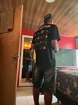 Snapshot of zpmiguel chatting on 10, 2, 2026 zpmiguel online show from 10, 2, 2026