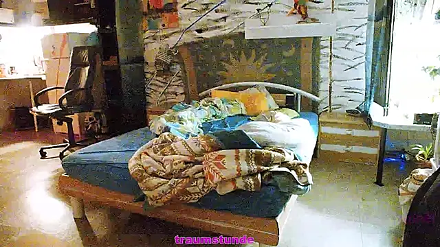 Snapshot of BongChannel chatting on 23, 1, 2025 BongChannel online show from 23, 1, 2025