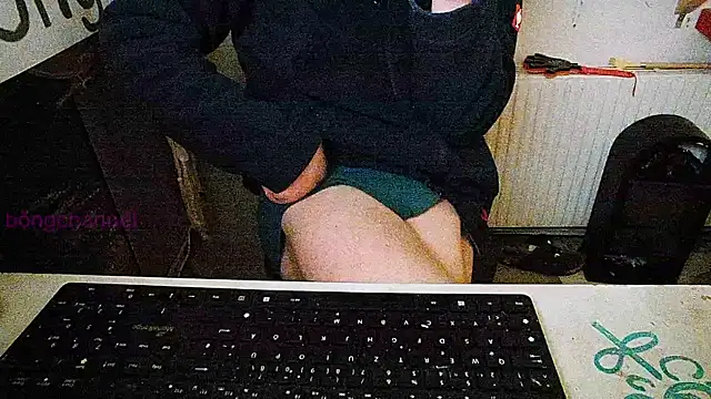 Snapshot of BongChannel chatting on 26, 1, 2025 BongChannel online show from 26, 1, 2025