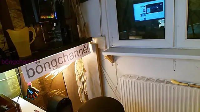 Snapshot of BongChannel chatting on 2, 2, 2025 BongChannel online show from 2, 2, 2025